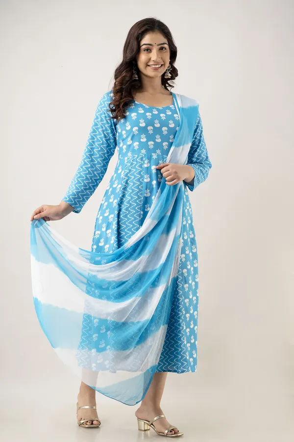 Women_Cotton_And_Rayon_Printed_Anarkali_Kurta_And_Dupatta_Set